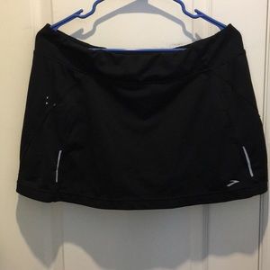 Brooks running skort